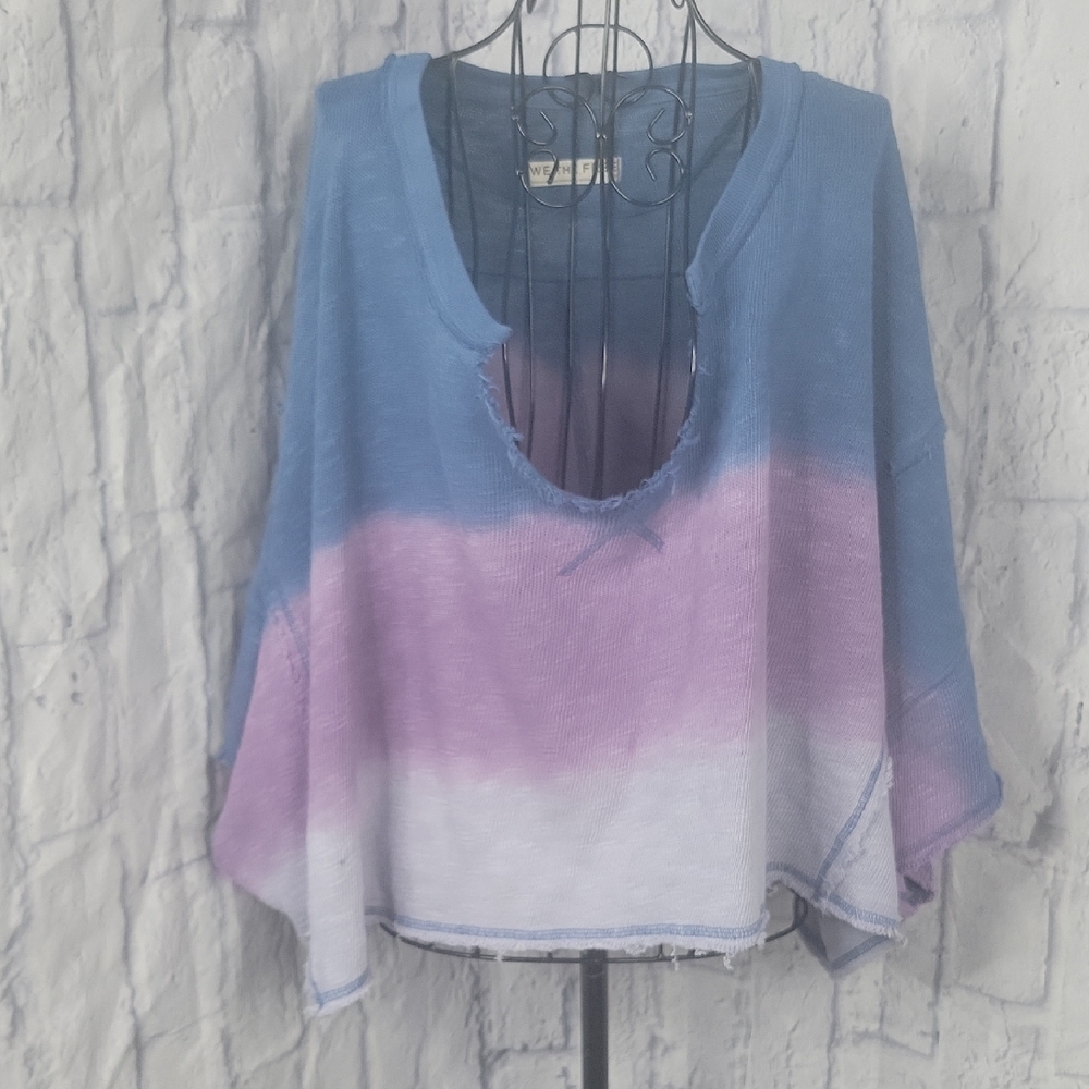 We The Free‎ Blue and Purple Ombre Crop Top
